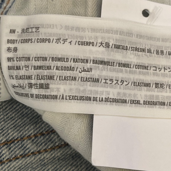 Abercrombie & Fitch Womens High Rise Distress Jean The Mom Shorts Sz. 24 37 - Picture 14 of 16